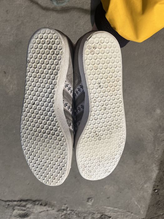 Gazelle Adidas 44 розмір