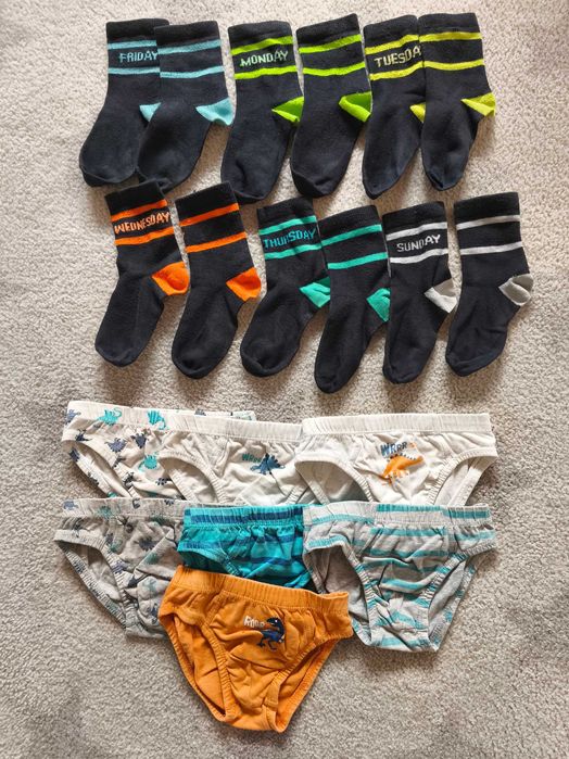 zestaw skarpetki + majtki dla chłopca