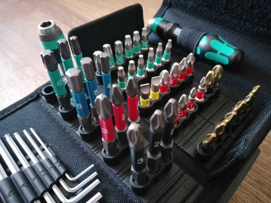 Викрутка з набором біт,та ключами HEX, WERA Kraftform Kompakt 100