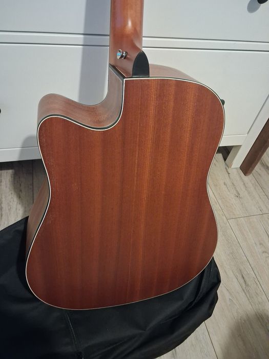 Piękna gitara + pokrowiec