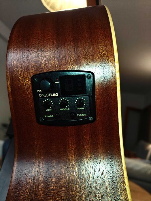 Conjunto Guitarra LAG T70ACE + Amp Fender Acoustasonic40 + Acessórios