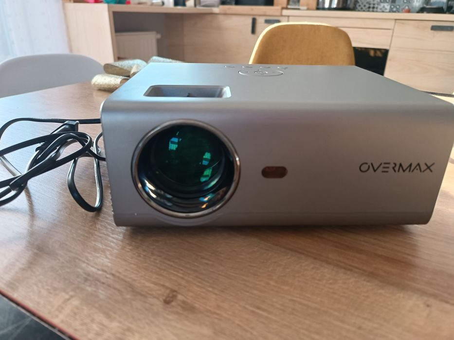 Projektor Overmax Multipic 3,5 + Kabel HDMI