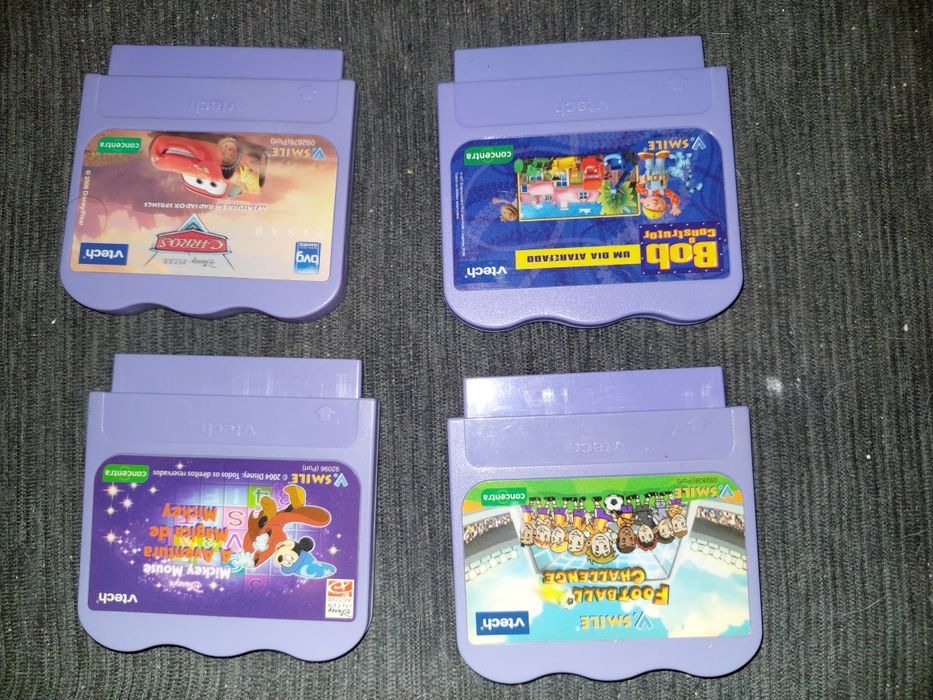 Consola de jogos infantil e juvenil + 4 jogos + carregador + cabos