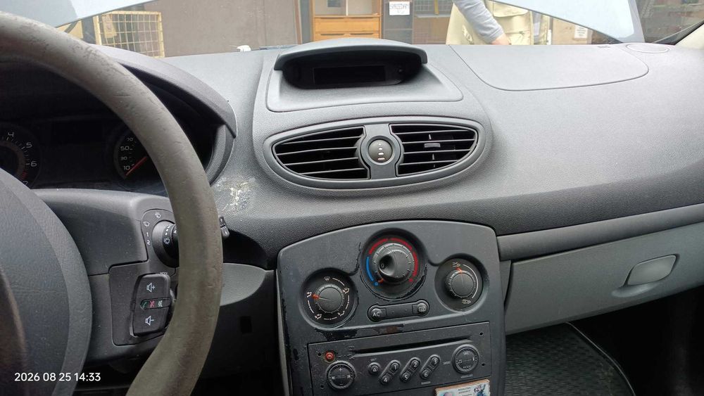 SPRZEDAM Renault Clio