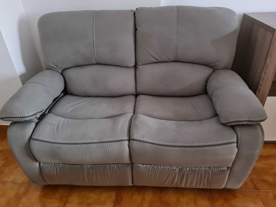 Sofá 2 lugares com assentos extensíveis