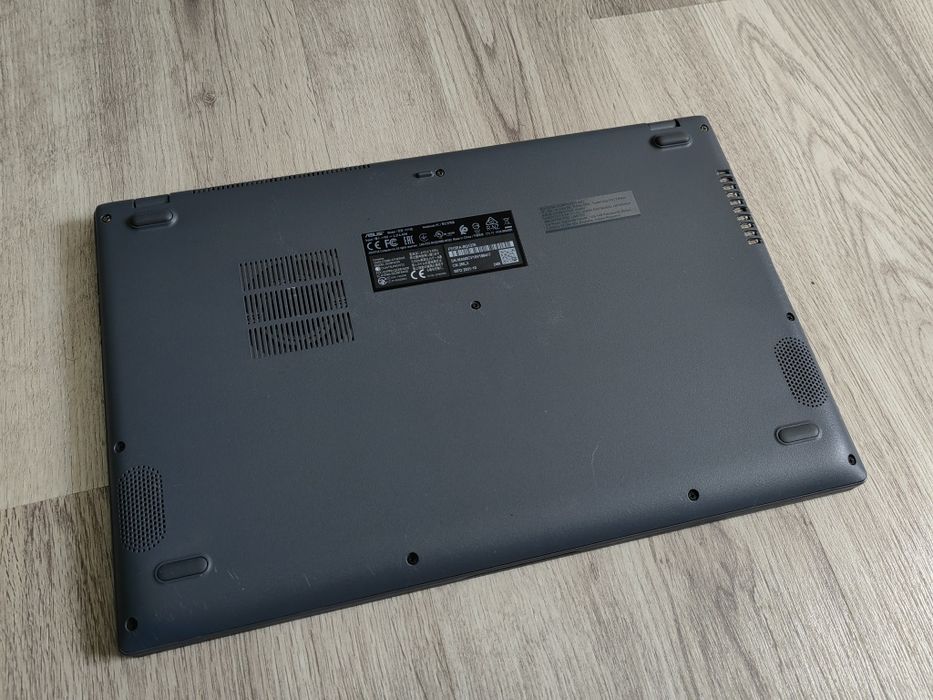 Laptop Asus VivoBook X515