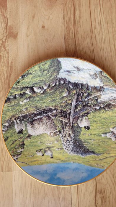 Talerz porcelanowy dekoracyjny,