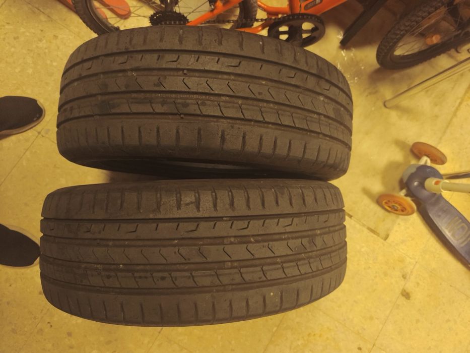vendo 2 pneus carro usados