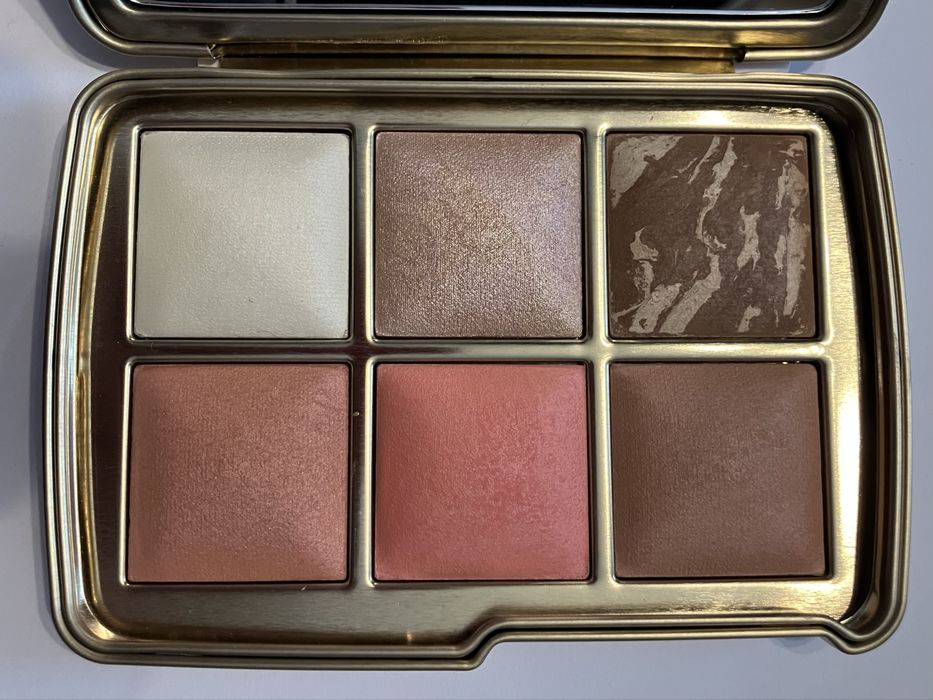 Hourglass Wish - paleta do twarzy