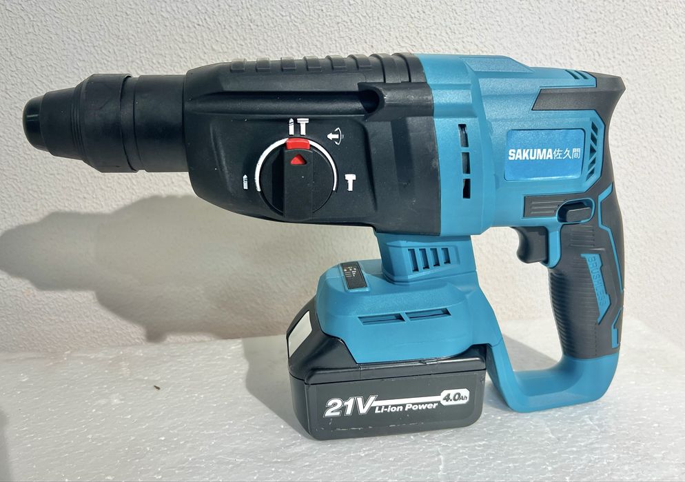 Аккумуляторный перфоратор Sakuma CHR2621B-CORE Brushless