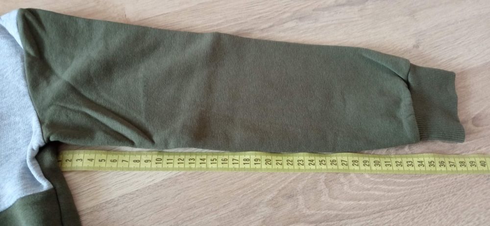 Bluza r. 146 NOWA