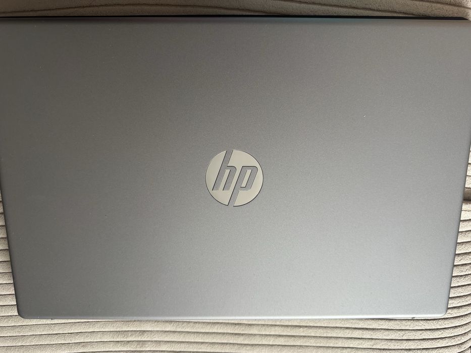 Sprzedam latptop hp