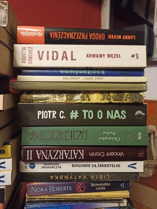 Książki na sprzedaż, książki