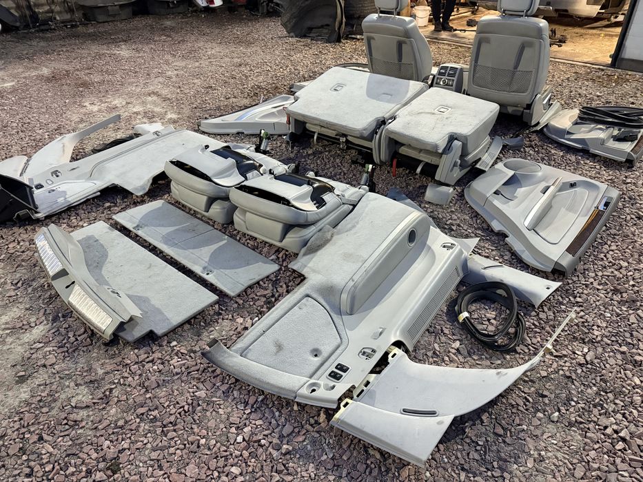 Салон Mercedes GL W164 сідушки карти шкіра комплект