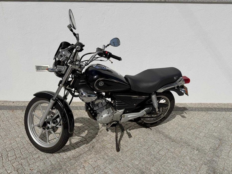 Mota Yamaha YBR custom 2008
