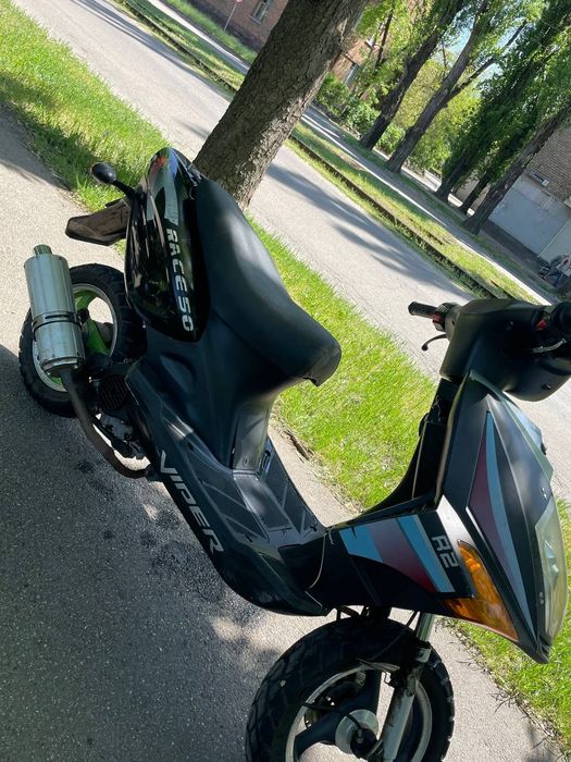 Продам скутер Viper r2