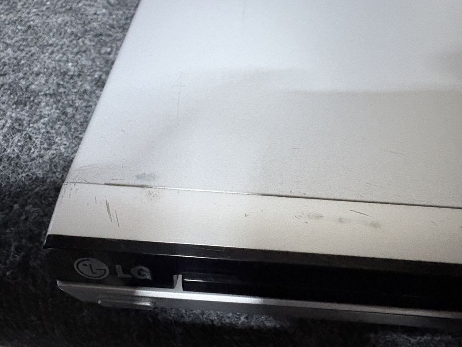 Odtwarzacz LG DVX276