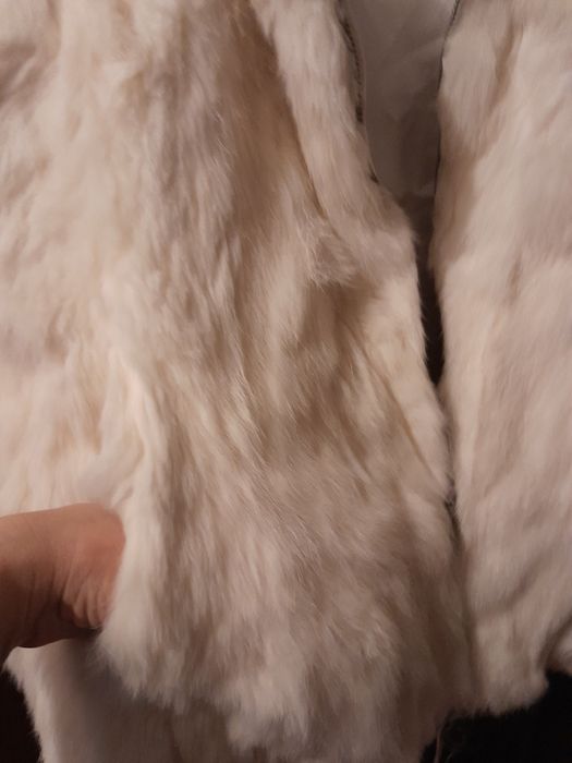 Жилет з кролика на блискавці