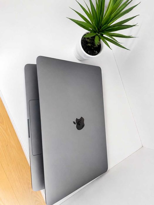 Apple MacBook Pro 2020 13" Intel Core i5 16GB 500GB SSD – Usado | Garantia