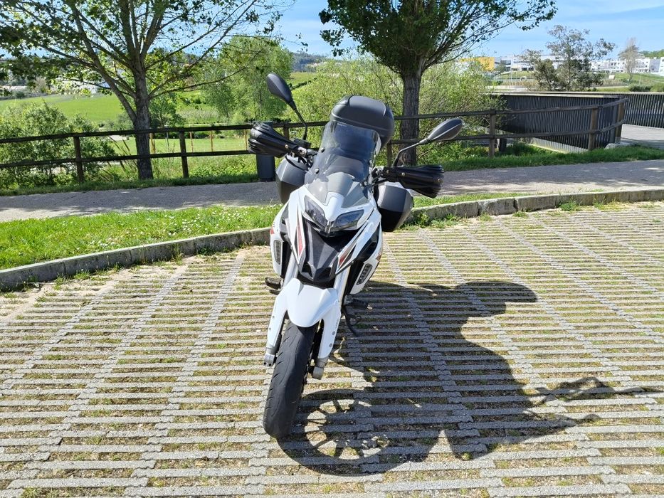 Benelli TRK 251 2022