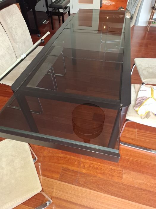 Mesa jantar em vidro e madeira