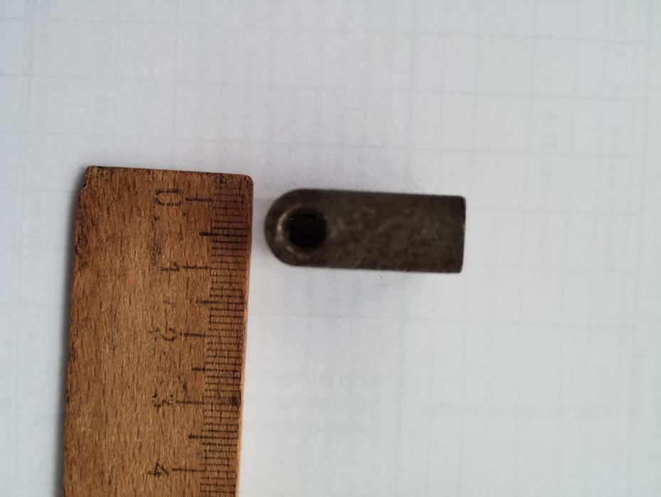 До К-750 хрестовина кардана,  "СОБАЧКА" і захисне скло.