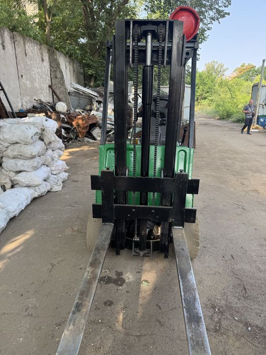 Продам Вилочный погрузчик