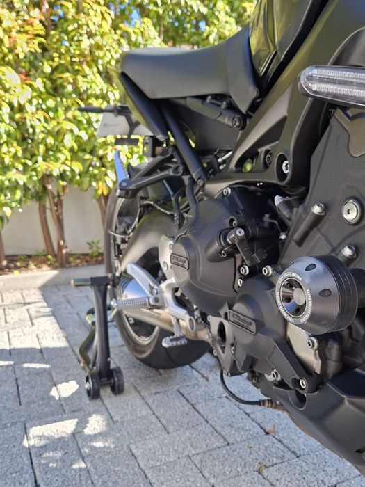 Yamaha MT-09 Preta