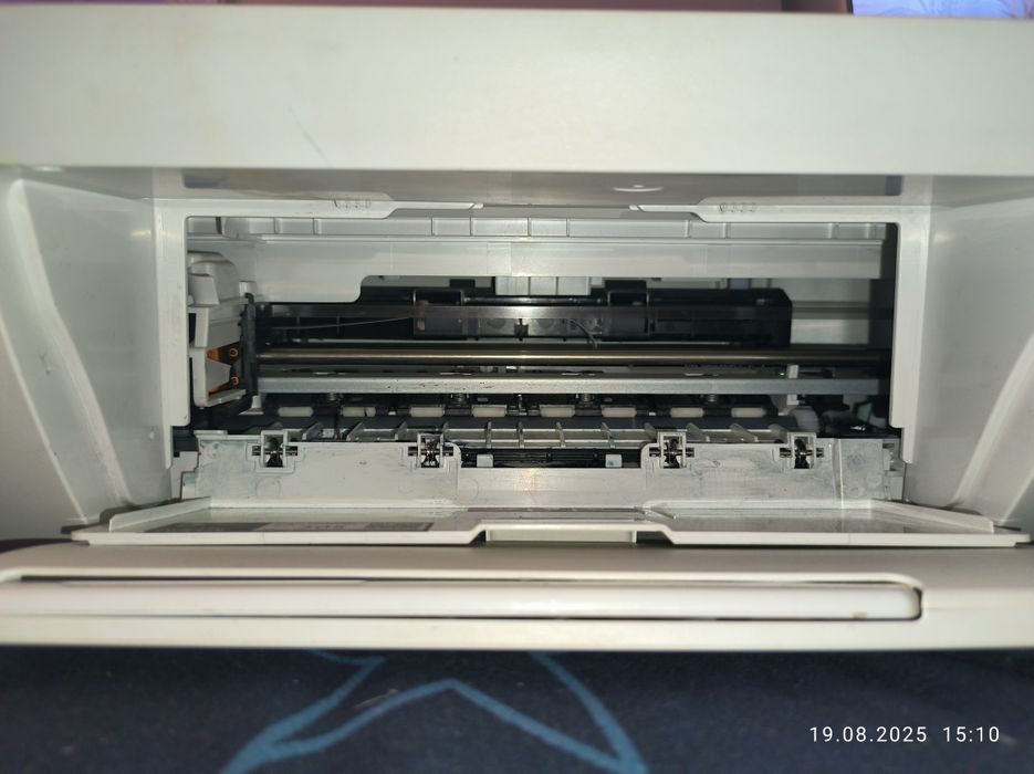 Принтер HP Deskjet 2320