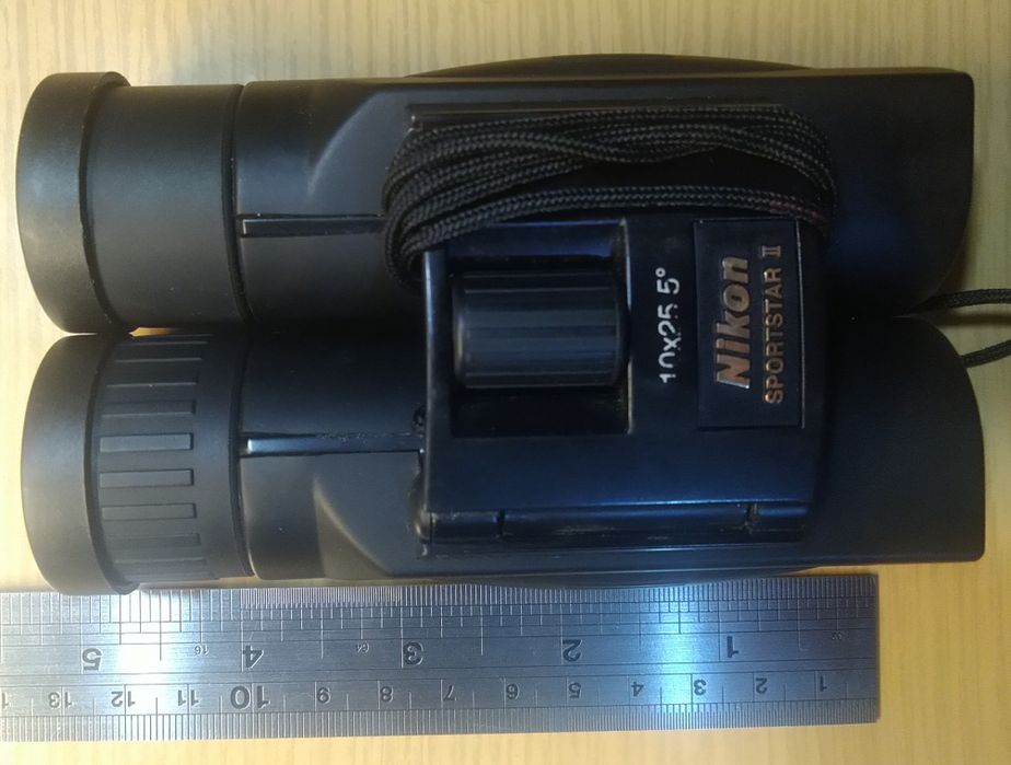 Binóculos Nikon e Pentax