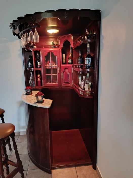 Bar de canto de Cerejeira