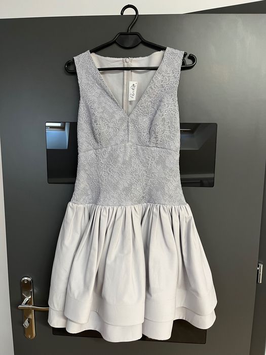 Szara sukienka LAVIKA