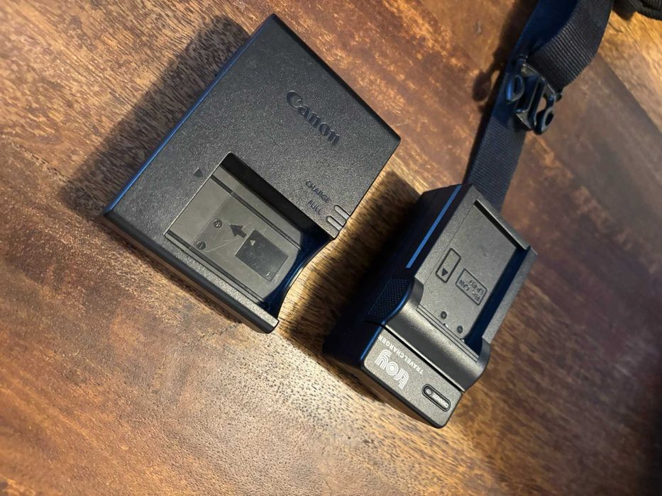 Canon EOS 760D + Sigma DC 17-70mm f/2.8-4.5 + Acessórios — Bom Estado