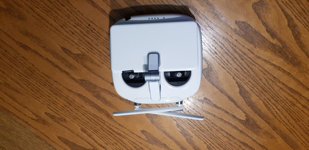 Kontroler pilot do drona phantom 4