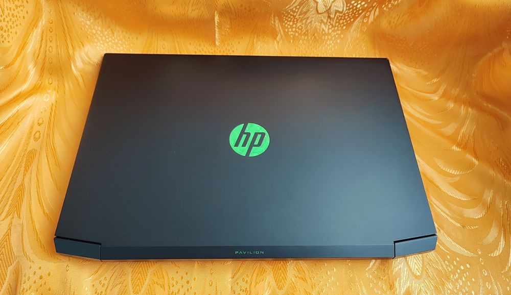 Hp gaming 15 rtx3050,r5 5600,16/512
