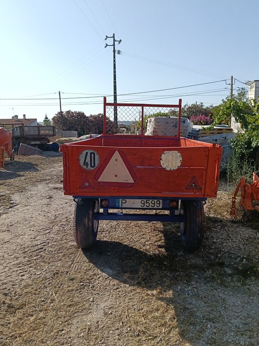Reboque agrícola 2.5 T