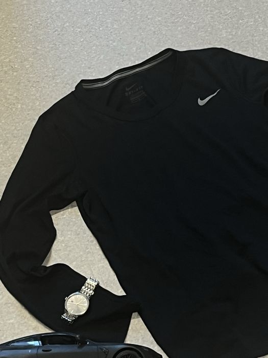 Nike Rashguard(Compression shirt, Compressive, Under Armour, Gymshark, Gym)