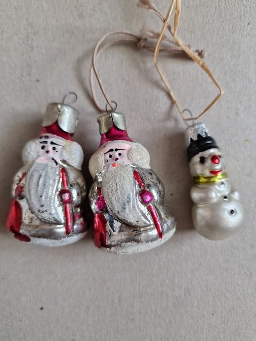 Piękne mikołaje, bombki prl