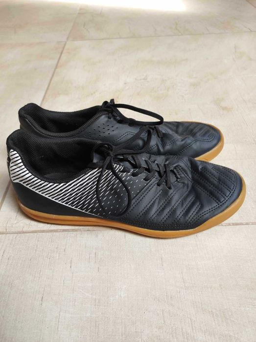 Buty halówki Kipsta Futsal Decathlon