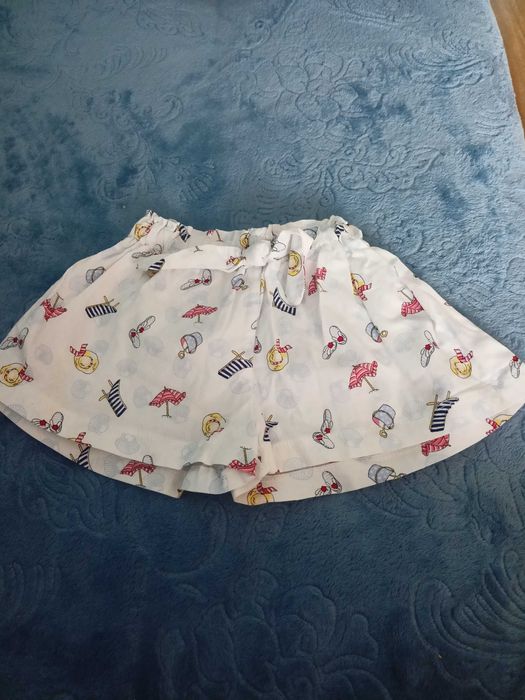 Rozmiar 80/86 spodenki krótkie dla dziewczynki 4 sztuki