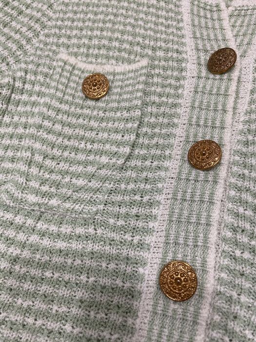 Стильна кофточка