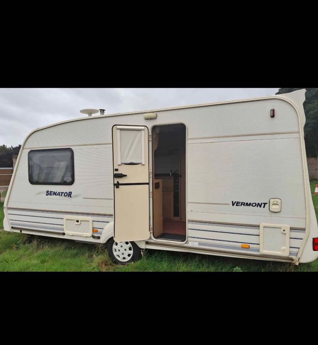 Caravana inglesa  bailey senator