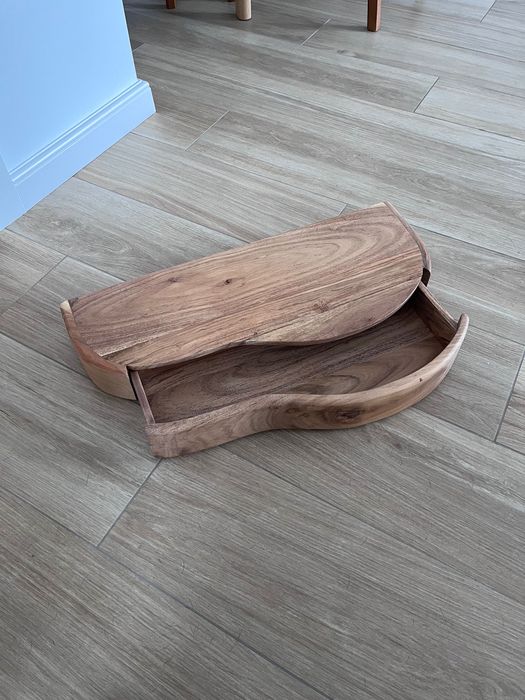 Nowa konsola Nireimi ze SKLUM 60 cm