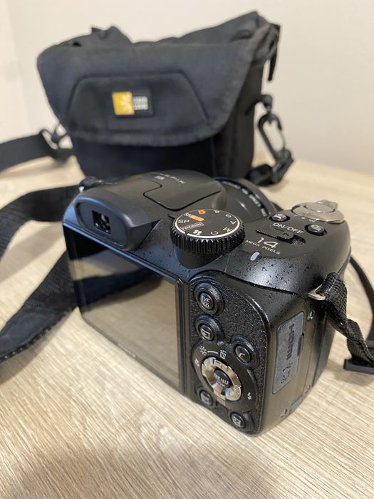 Фотоапарат Fujifilm FinePix S2950 18x Wide 28mm Zoom 14.0MP