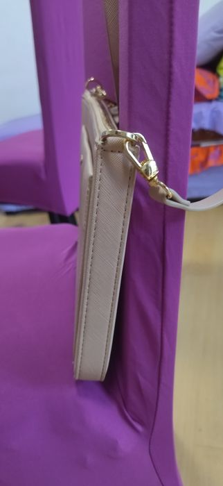 Carteira pequena da parfois