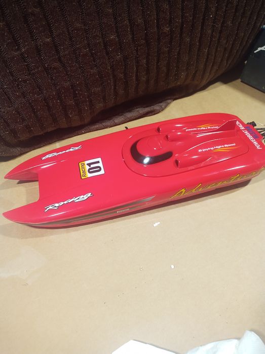 Łódź adventure zdalnie sterowane