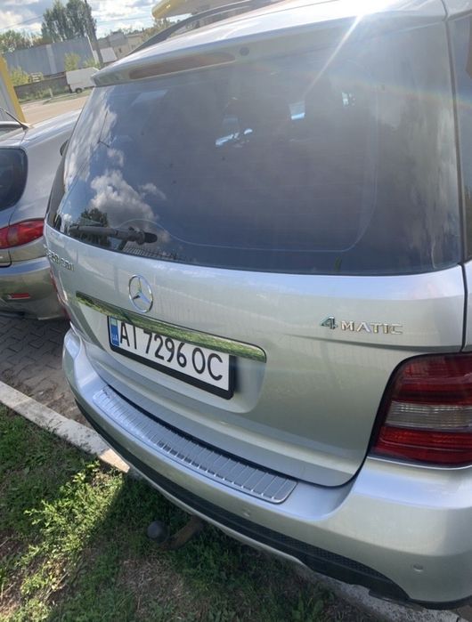 Автомобіль Мерседес