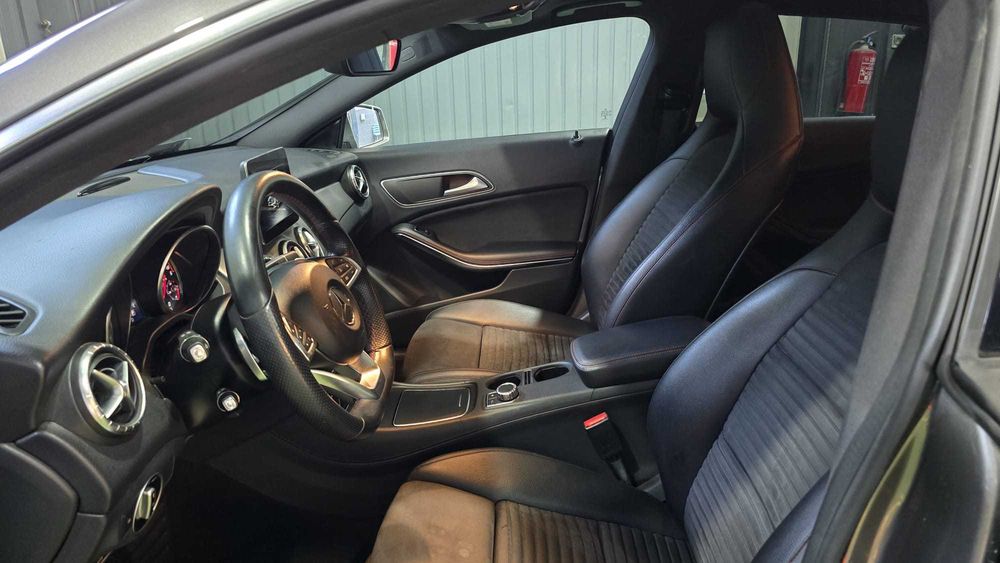 Mercedes - Benz CLA 200 CDI AMG  -  Salvado
