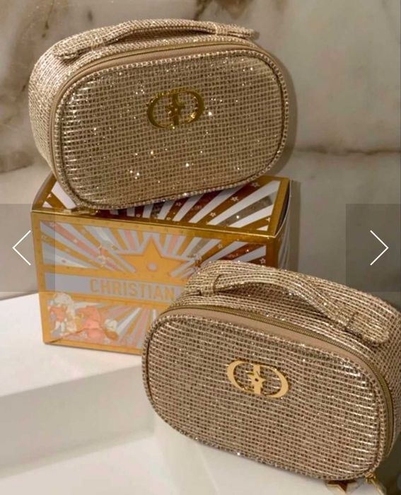 Косметичка Dior блестящая