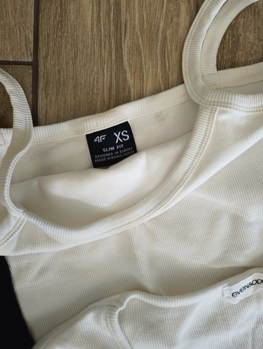 Zestaw topów, bluzeczek r. S/ M Fishbone, Monki , 4F